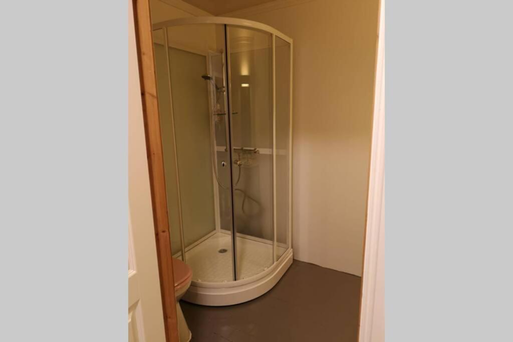 Koselig Hus I Havna Appartement Svolvær Buitenkant foto