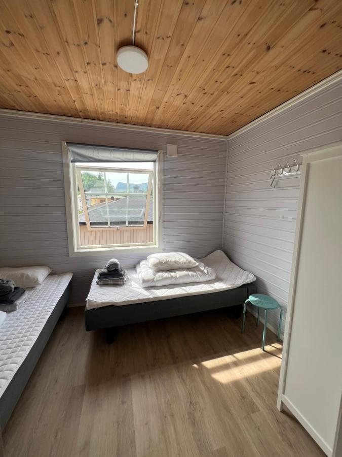 Koselig Hus I Havna Appartement Svolvær Buitenkant foto